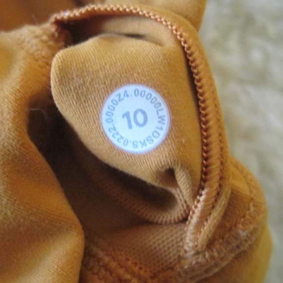 Lulu Lemon Align Onesie 8" - Picture 8 of 8